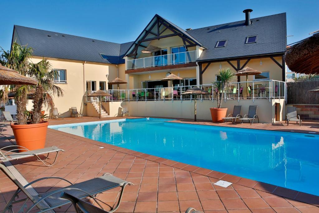 Camping Saint Michel Courtils Dış mekan fotoğraf